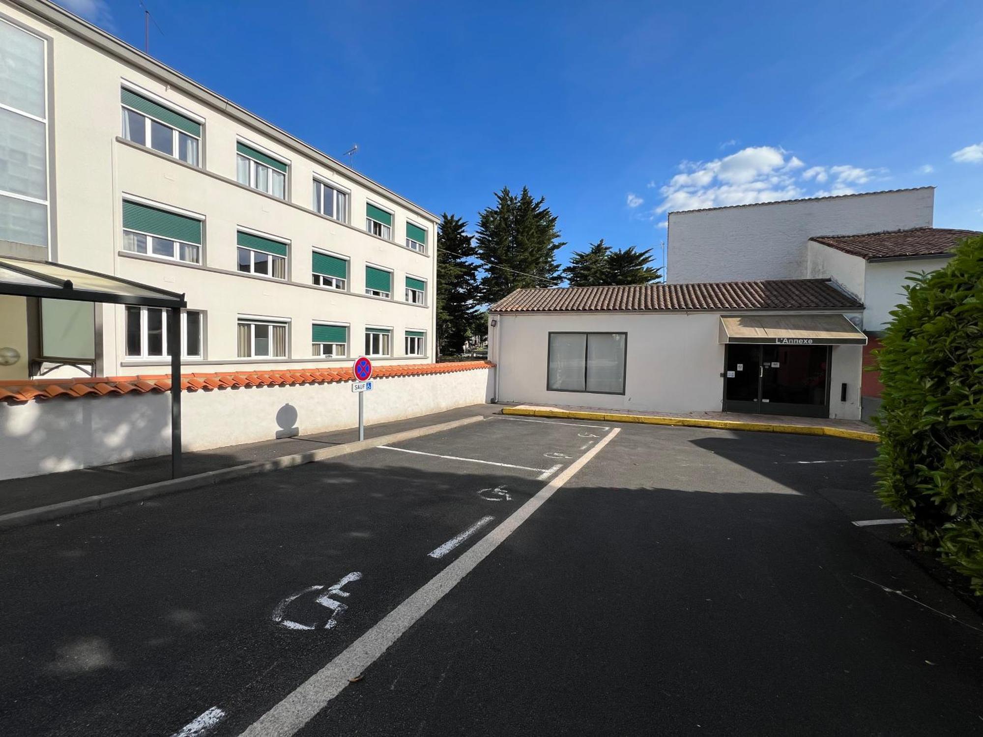尼奥尔公园布里特酒店 外观 照片
